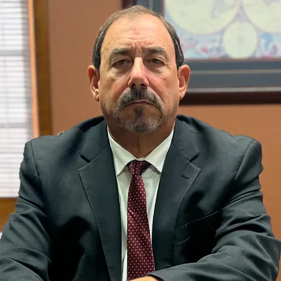 Attorney Robert Elovitz